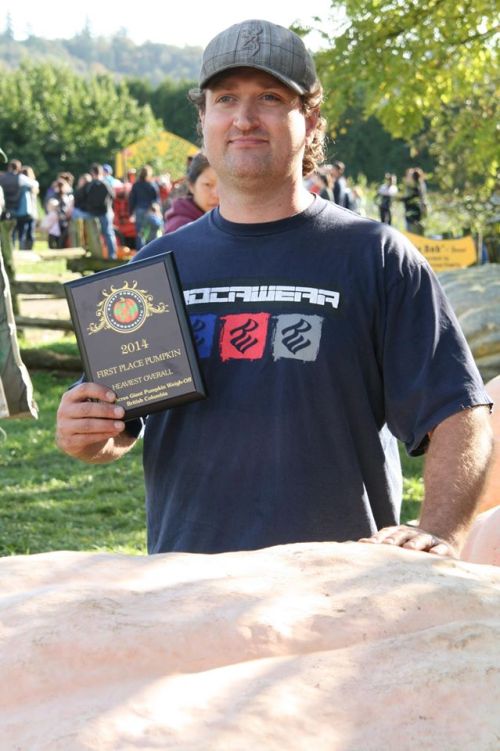 2014 Giant Pumpkin 1st Place in BC