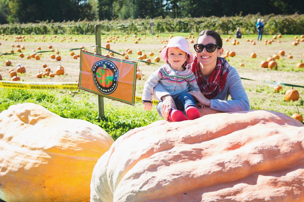 1411-Langley-Kirstin-and-Milana-Carley